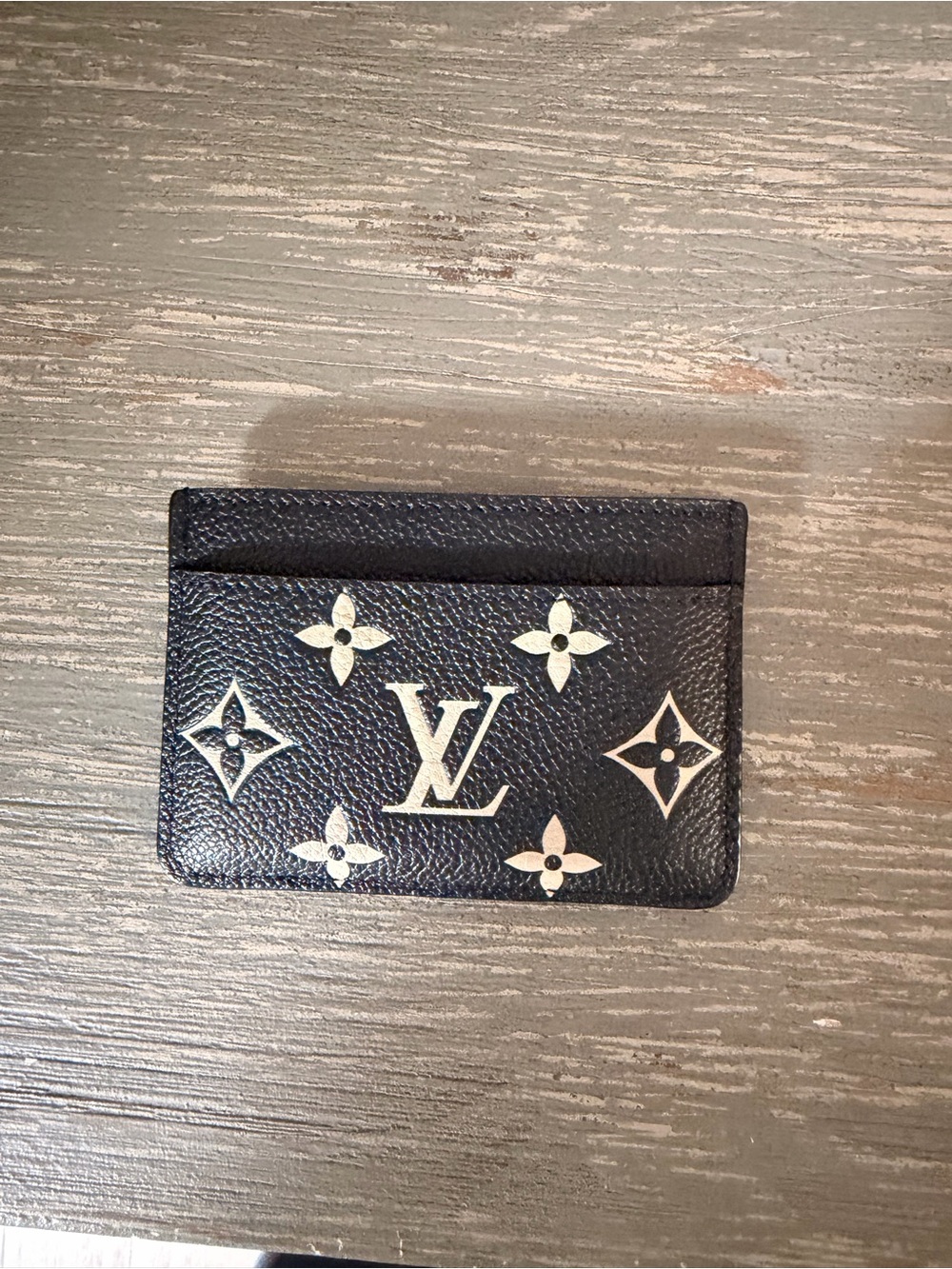 Louis Vuitton Black & Cream Monogram Card Holder - Picture 13 of 16